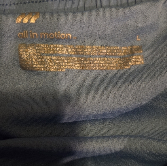 All In Motion, Women's size Large, Shorts, Athletic, light blue, Good shape - Picture 4 of 7